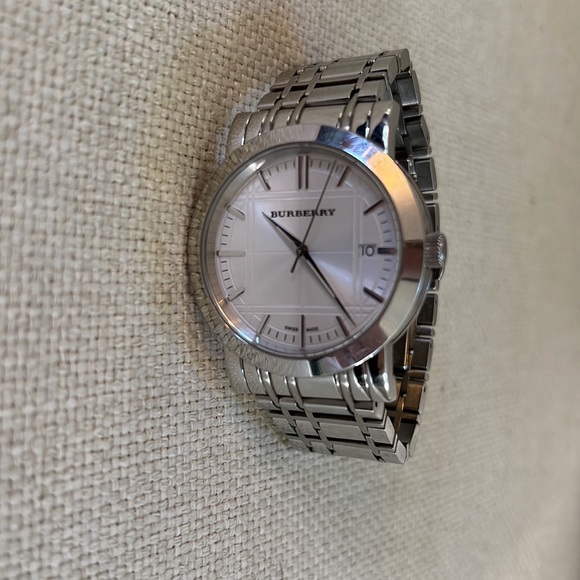 Burberry Watch BU1350 - Picture 6 of 8